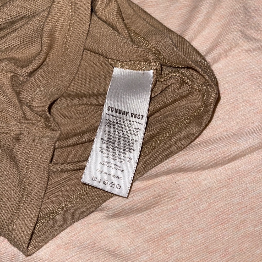 Aritzia Sunday Best Honor Tank - Picture 3 of 4